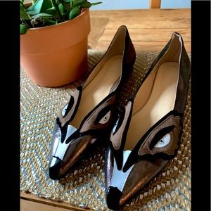 Adorable Fox animal print flats!